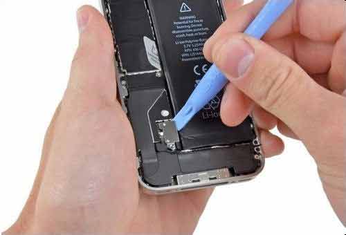 关于如何更换 Iphone4 电池的详细图解教程